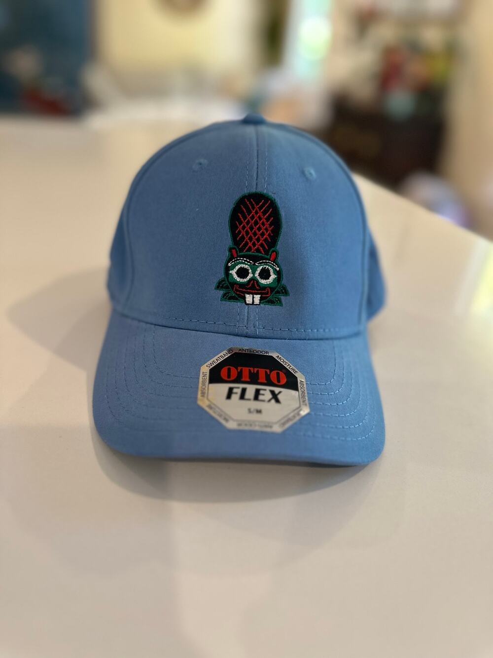 New Otto Flex Baseball Hat with Embroidered Beaver, Size S/M